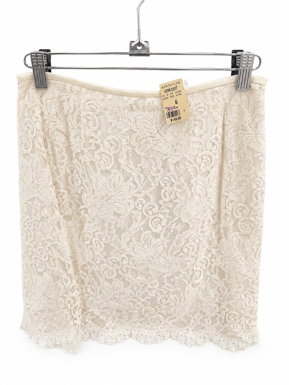 Ann Taylor Cream Lace Pencil Skirt- NWT-6